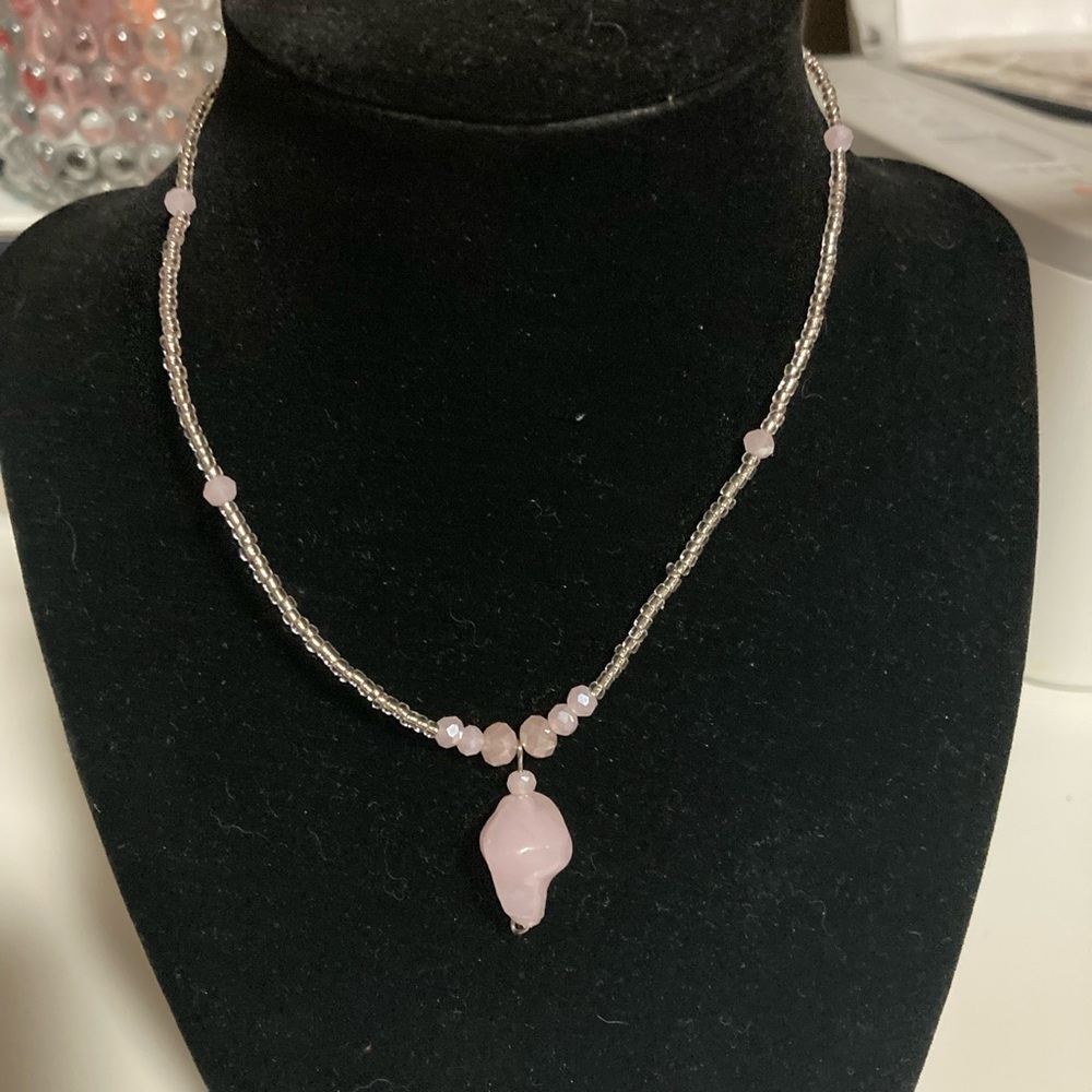 Handmade pink seed bead necklace w/ glass charm, sparkly beats, magnetic clasp ￼